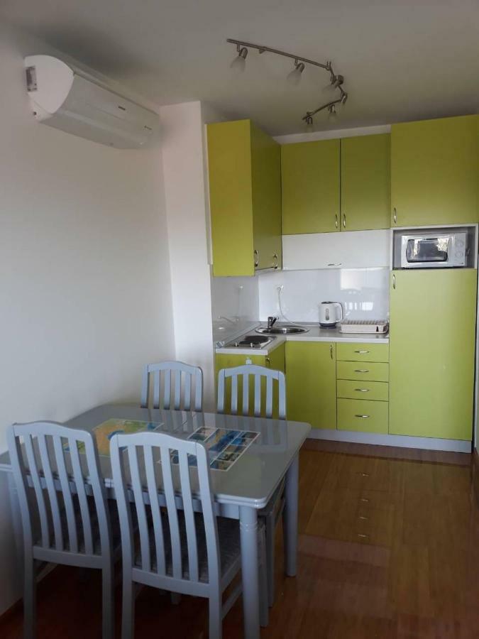 Apartman Dodo ノヴァリャ エクステリア 写真